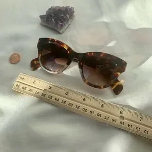 Wildfox | Accessories | Wildfox Monroe Tortoise Sunglasses 